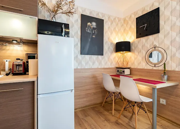 Apartment Szeligiewicza Comfort By Bookinghost